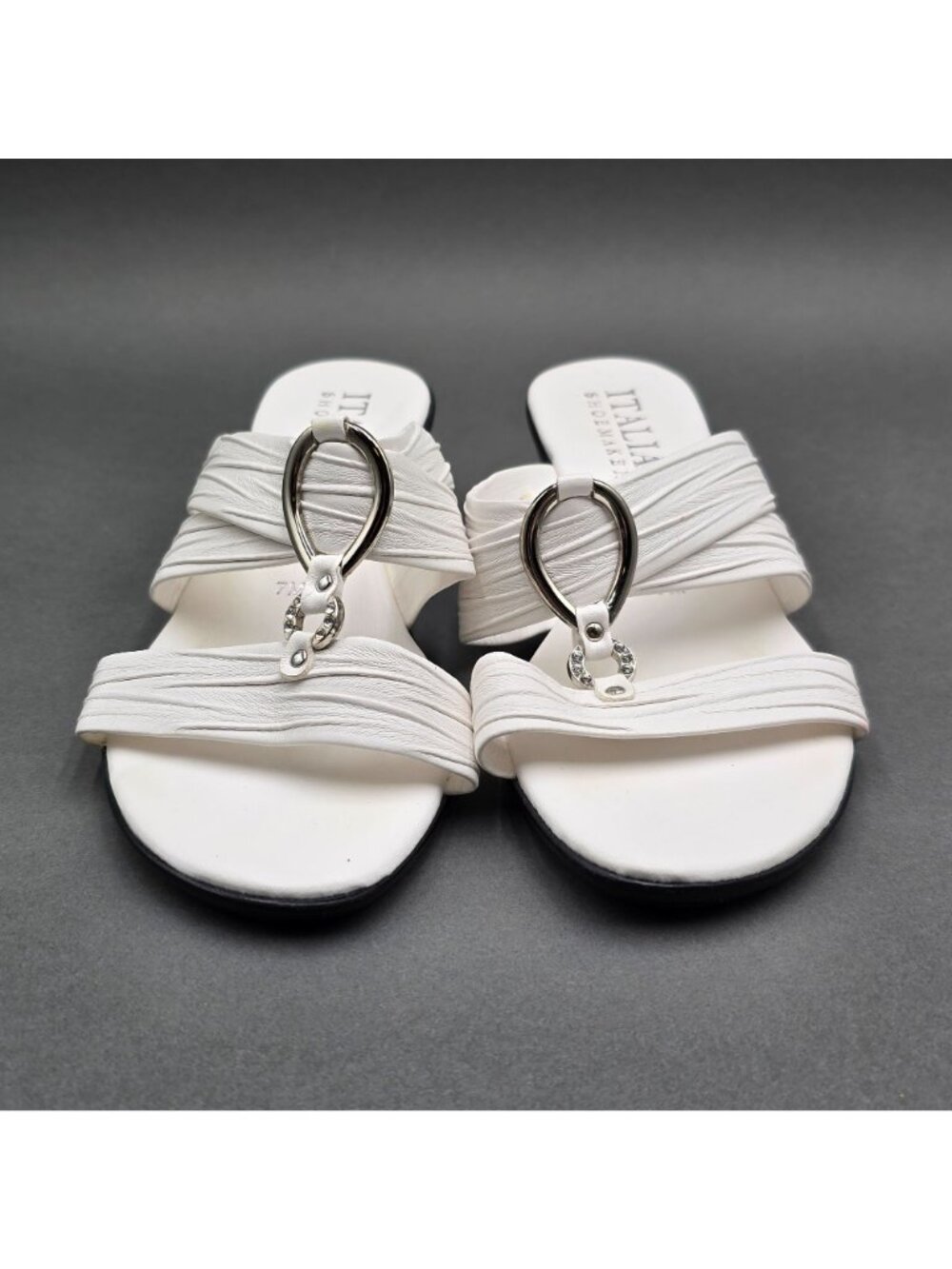 Italian Shoemakers Wedge Sandals Size 7 White Metallic Ring Detail Slides - Picture 3 of 10